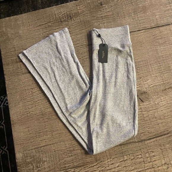 Rag & Bone Knit Flare Pants. - Picture 6 of 8